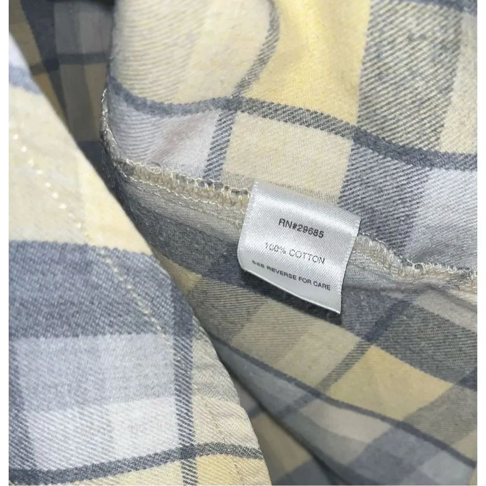Pendleton button down flannel shirt - Picture 3 of 4